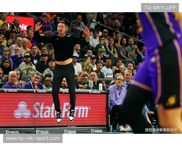 雷迪克：对手小阵容无限换防时，我们必须能够单点突破对手，雷迪克吧