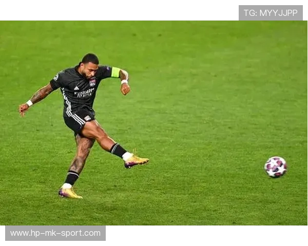 法甲里昂角球制胜,门前高点成致胜法宝